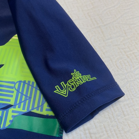 12-18m (4/$20) UV Skins Iguana Rashguard Swim Top - Picture 6 of 12